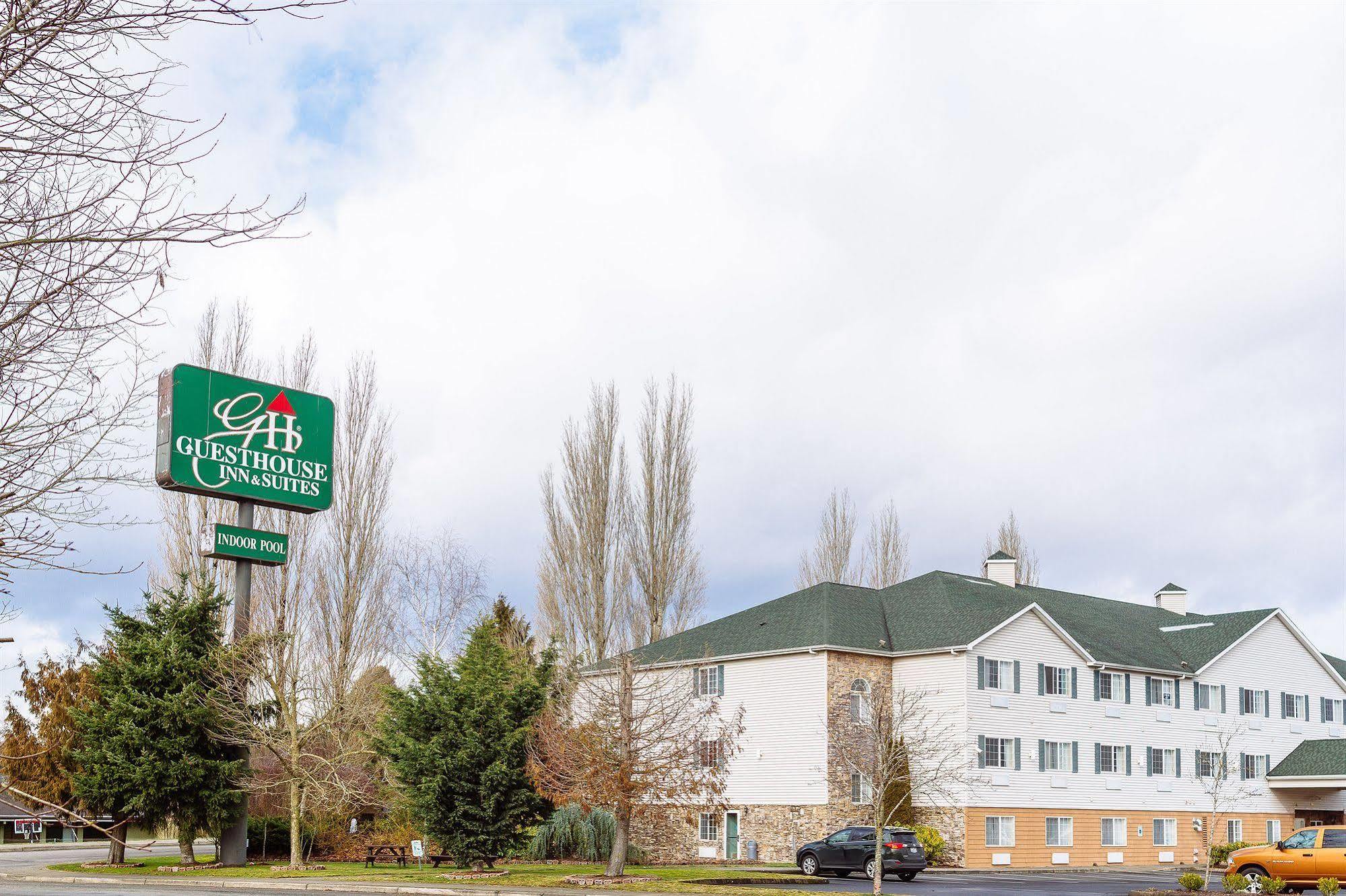 Guesthouse Inn & Suites Kelso/Longview エクステリア 写真
